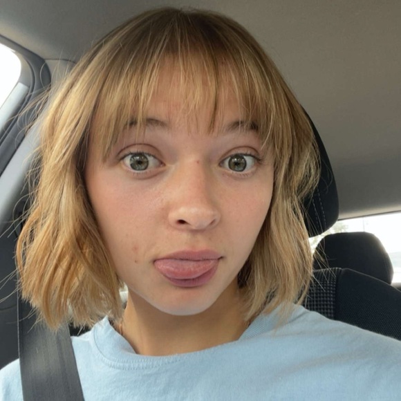 Hi :) - Picture 5 of 9